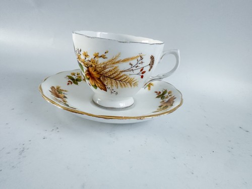 Vintage royal vale bone - royal, vale,