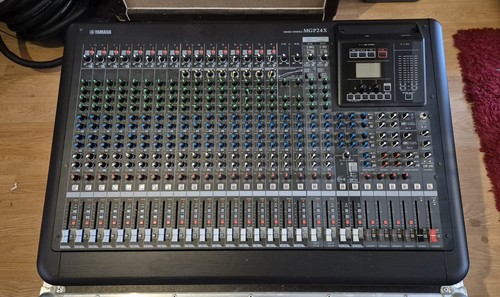 London seller yamaha - *london,, seller*