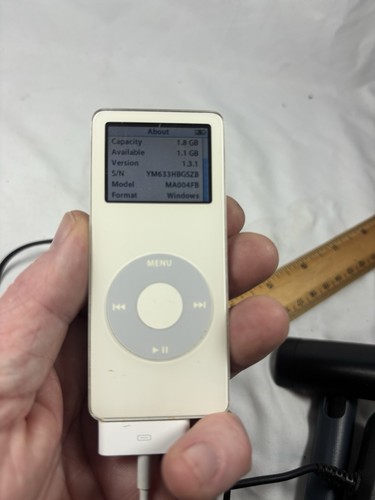 Apple ipod nano 1st - ipod,