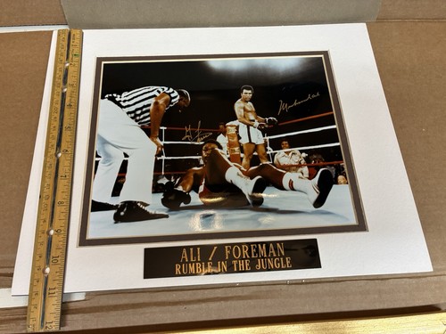 Joe frazier signed photo - frazier,