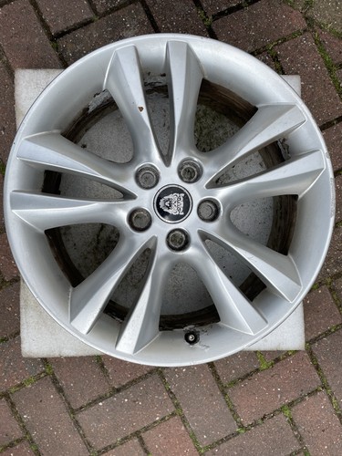 Jaguar type alloy wheel - x-type,