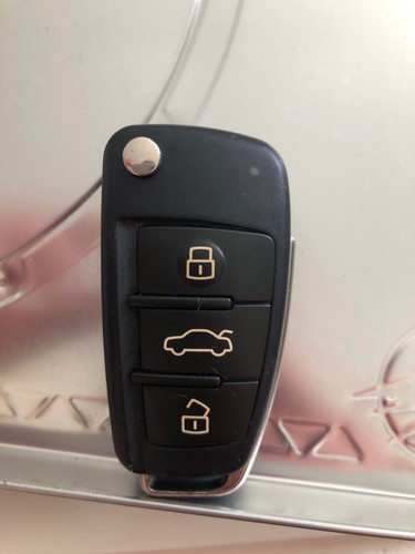 Genuine audi a6 - genuine,