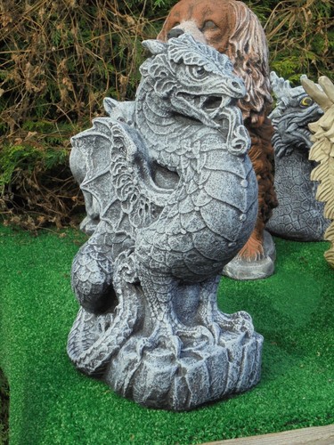 Small dragon concrete garden - dragon,