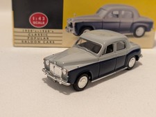Vanguards 1:43 Scale Rover P4