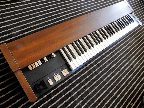 Hammond organ keyboards - xb-2,