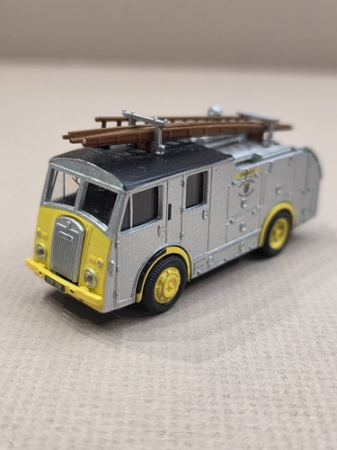 Oxford diecast dennis - oxford,