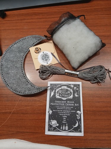 Witch casket exclusive - witch,
