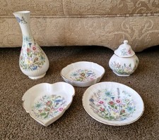 Aynsley Wild Tudor Fine Bone