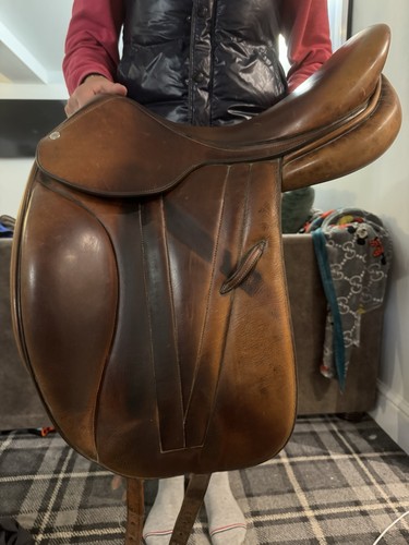 Butet brown dressage saddle - brown,