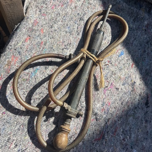 Vintage eclipse spraying - vintage,