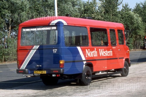 Bus photo north western - -,