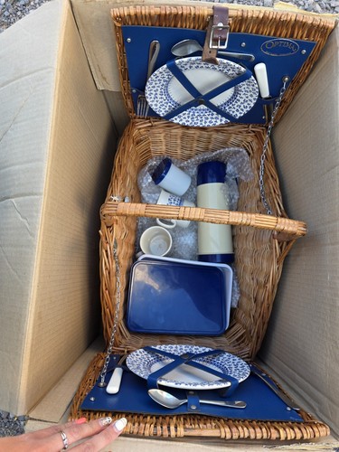 Optima vintage person picnic - vintage,