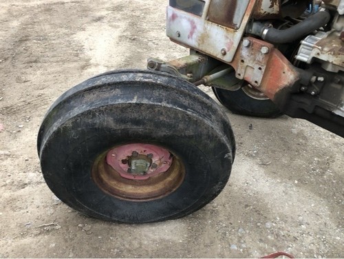Tractor front wheels and tyres - tractor,