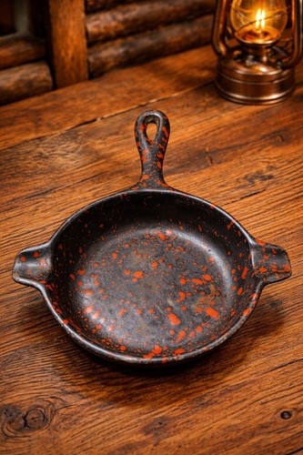 Vintage wagner ware ashtray - wagner,
