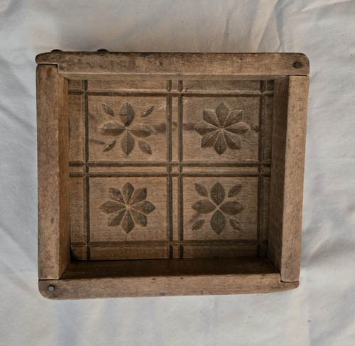 Antique primitive wood square - antique,
