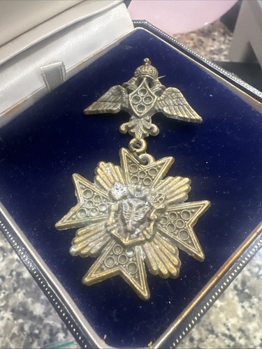 Vintage heraldic crown wings - vintage,