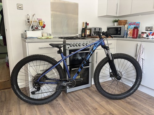 2021 trek roscoe hardtail - 2021,
