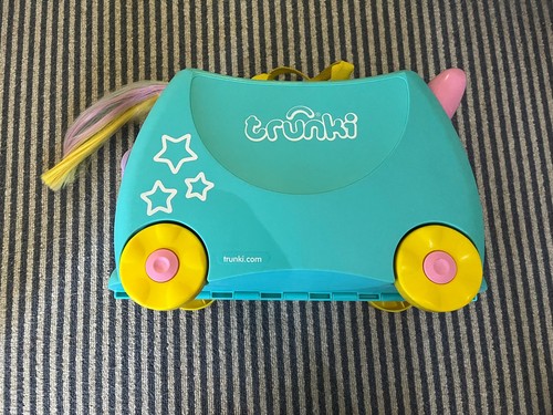 Trunki ride suitcase - suitcase, una
