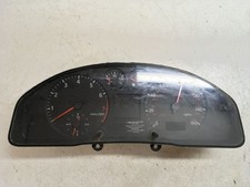 AUDI A4 B5 (1999 > 2001) SPEEDOMETER INSTRUMENT CLUSTER 8D0919910M