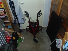 DRIVE MEDICAL MOBILITY WALKER-