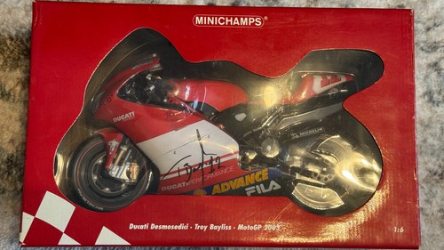 Minichamps ducati - minichamps, 1/6