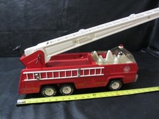 Tonka truck vintage aerial ladder firetruck fire engine red 1970s era XR-101