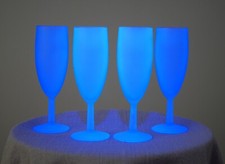 4 x Vintage French Luminarc "Techno" Neon Blue Champagne Glasses, Frosted Matte