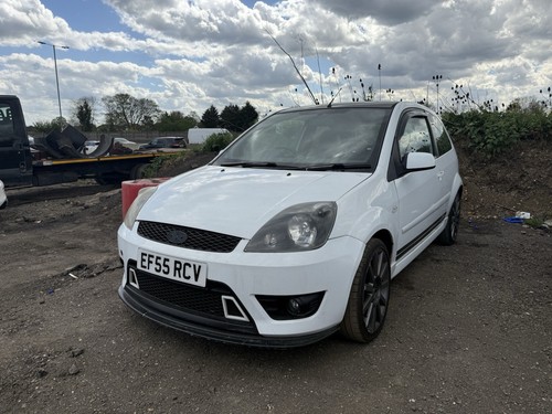 Ford fiesta 150 mk6 - 150,