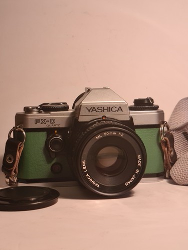 Yashica quartz w - quartz, 50mm