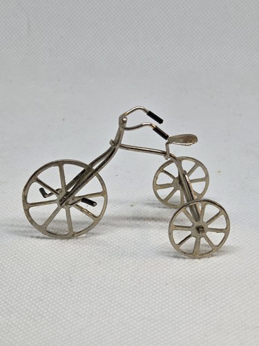 Vintage metal big wheel - metal,