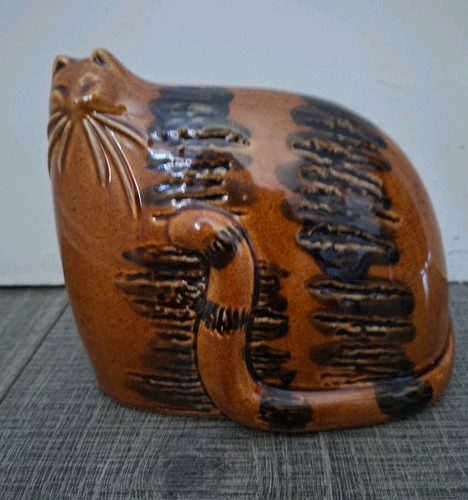Vintage studio pottery - studio,