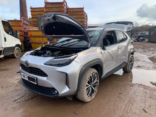 Toyota yaris cross 4x4 - 4x4,