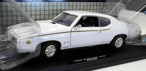 Motor max scale diecast - max,