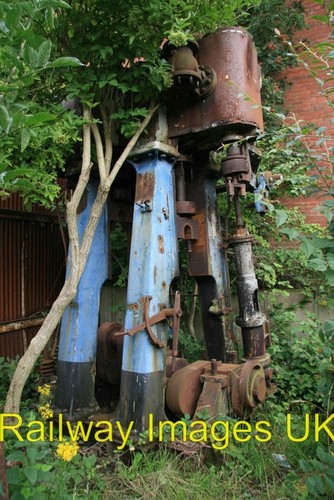 Photo garston ship - -, breakers