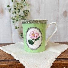 Queens RHS Applebee Collection