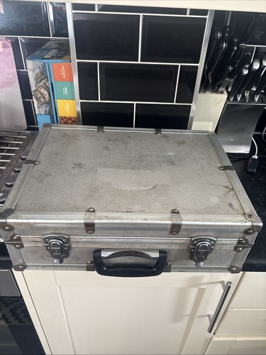 Aluminium flight case with - flight,
