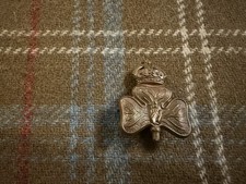Vintage British Army Cap Badge