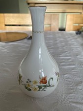 Wedgewood Mirabelle, Bone