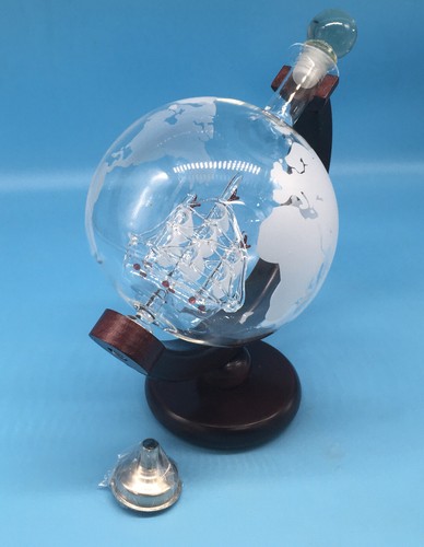 Globe wine decanter - decanter, glass