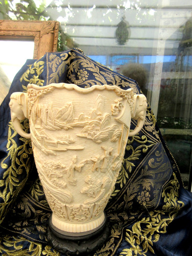 Chinese soapstone large vase - soapstone,