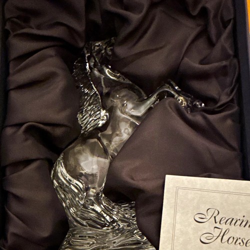 Waterford crystal rearing - crystal,