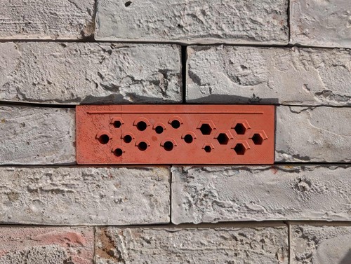 Red bees bricks - single, nest