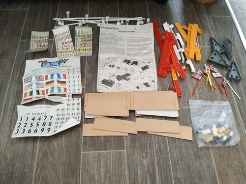 Scalextric accessories flags - scalextric,