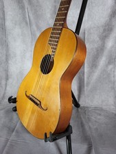 Torres Style - Salon Parlor