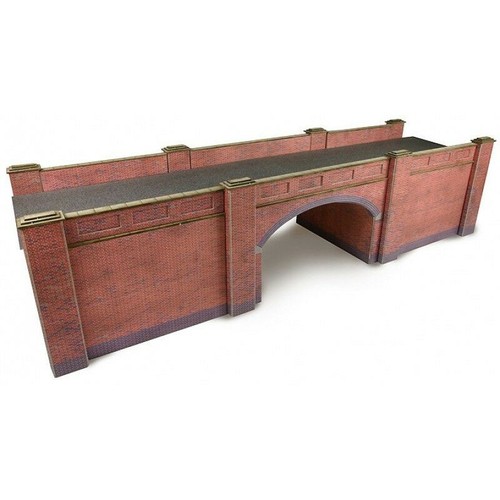 Railway bridge red brick - in,