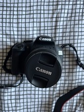 Canon EOS 2000D 24.1 MP