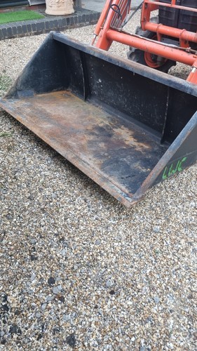 Compact tractor loader bucket - loader,