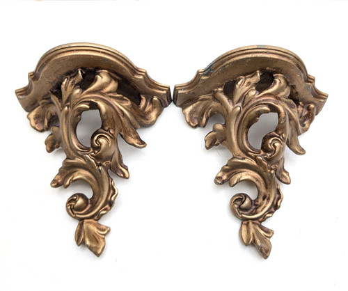Small vintage ornate - 2, gold