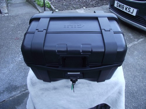 Givi trk trekker top box - trk, 46