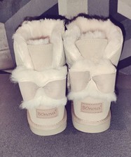 Bonova Sheepskin Boots Beige